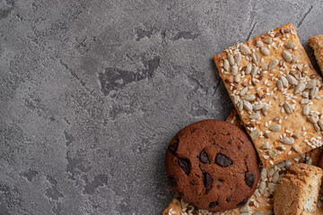 Cookies with cereal and sunflower seeds.