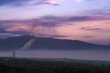 群馬県・四阿山の夕景