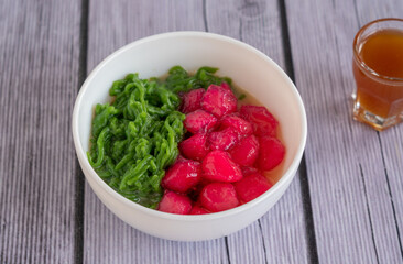 Thai Desserts and Salads 