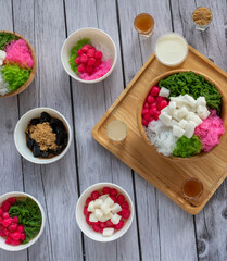Thai Desserts and Salads 