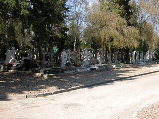 Сimeti&egrave;re communal de Sainte-Genevi&egrave;ve-des-Bois, Paris region, France, 2005 (26)