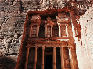 petra in Jordan entrance