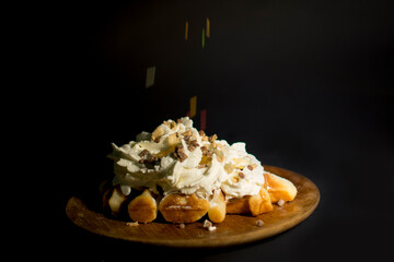 Gofry z bitą śmietaną