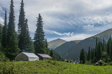 Allphotokz Lake Kolsay-2 20050813 2303 20D S