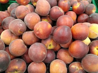 peaches on the market