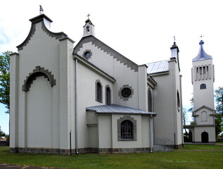 wyswiecony w 1952 roku kosciol rzymskokatolicki pod wezwaniem matki bozej pocieszenia w miejscowosci chodorowka nowa na podlasiu w polsce © Jacek Sakowicz