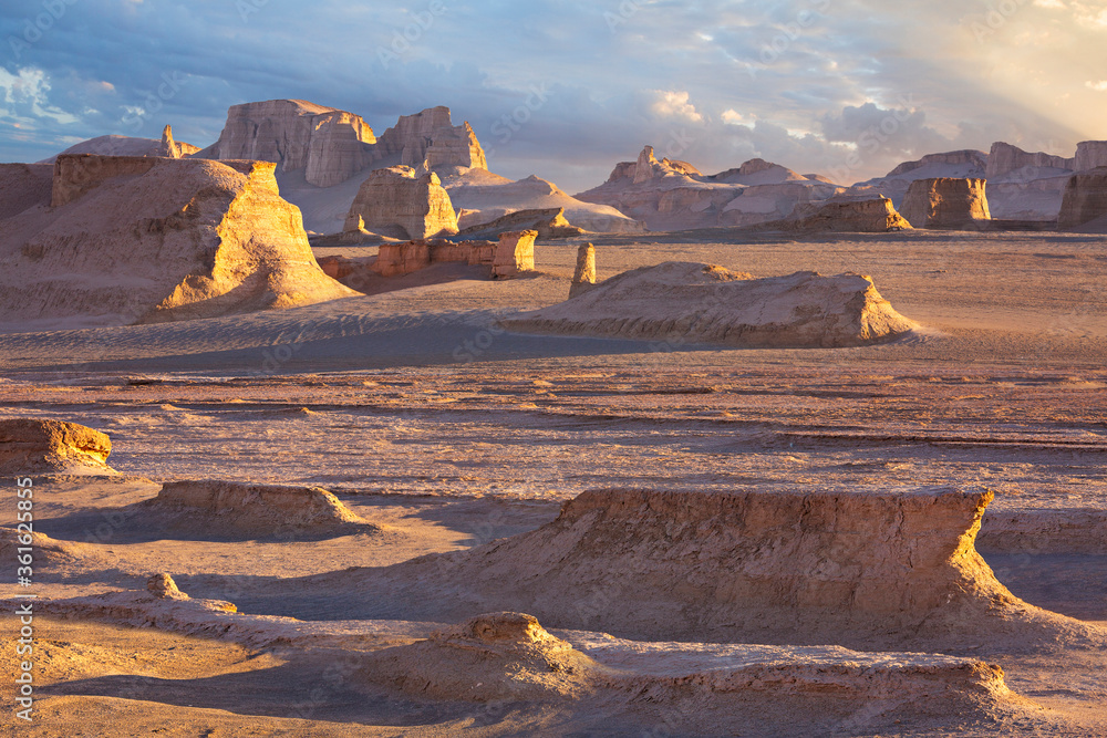 Poster Lut desert with rock formations known as Kalutes, Kerman, Iran