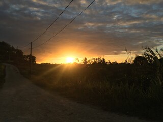 Coucher de soleil lors d'une promenade.