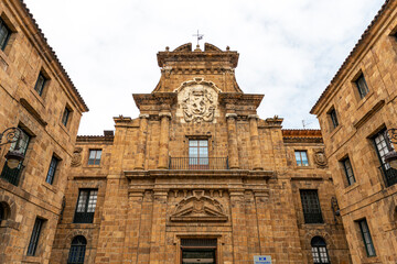 LEÓN CAPITAL DETALLES CIUDAD