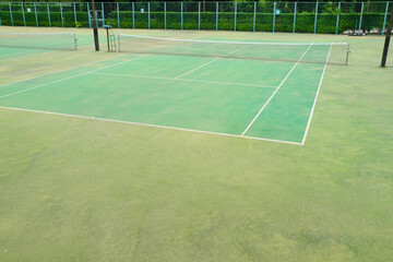 管理された綺麗なテニスコート