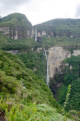 Fototapeta na wymiar waterfall landscapes in the peruvian amazon 