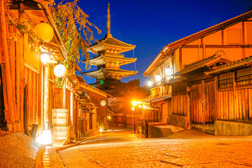 Naklejka premium 法観寺 八坂の塔