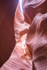 Interior de Antelope Canyon en Estados Unidos