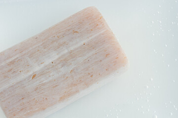 Natural soap, konjac sponge, cotton towel. Face