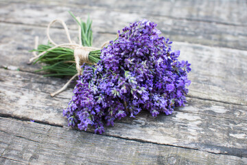 lavender bouquet on old rustic wooden table
