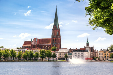 Fototapeta na wymiar Panoramic view of Schwerin downtown and the lake, Germany