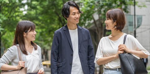 アジア人　3人のポートレート　