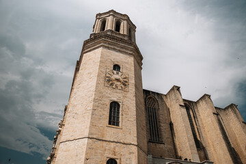 Obraz premium Gerona, Spain - empty stairs and facade of church Santa Maria