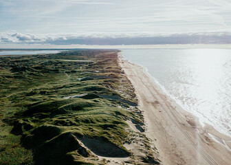 Nordsee und Ringkøbing in Dänemark - Luftbild mit Drohne