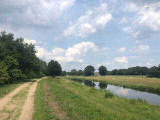 Fototapeta na wymiar The Beneden Regge river in Overijssel