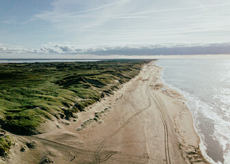 Nordsee und Ringkøbing in Dänemark - Luftbild mit Drohne