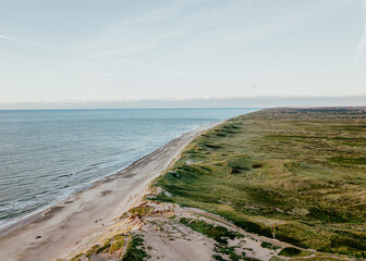 Nordsee und Ringkøbing in Dänemark - Luftbild mit Drohne