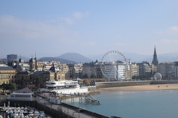 Fototapeta na wymiar Beautiful view San Sebastian bay in Basque Country Spain 