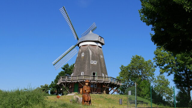 Windm&uuml;hle in R&ouml;bel/M&uuml;ritz in der mecklenburgischen Seenplatte