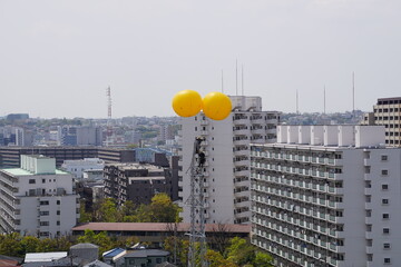 大きな黄色い風船