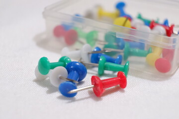 colorful push pins