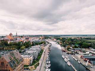Fototapeta na wymiar Luftbild von Greifswald und dem Ryck mit Museumshafen 