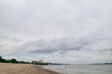 Elbstrand Bassenfleth in Hollern-Twielenfleth