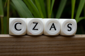 Czas napis na kostkach © Seance_Photo_Sylwia