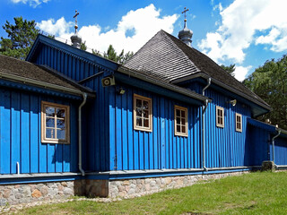 wyswiecona w roku 1890 drewniana cmentarna cerkiew prawoslawna pod wezwaniem swietego dymitra w miejscowosci saki na podlasiu w polsce