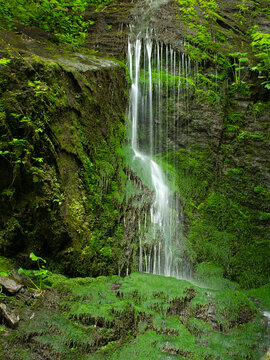 Ein kleiner Wasserfall © Georg Jakob