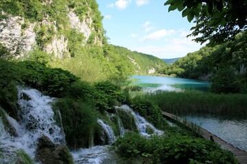 Fototapeta na wymiar lake and rapids, N.P. Plitvice, Croatia