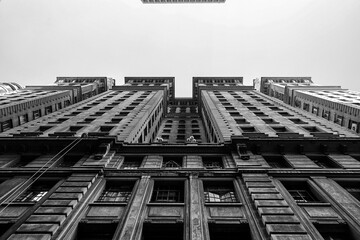 Fachada do Edifício Martinelli em perspectiva preto e branco