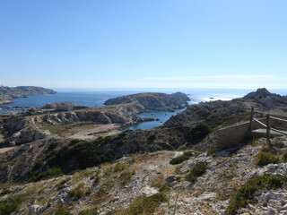 balade sur l'île de frioul marseille