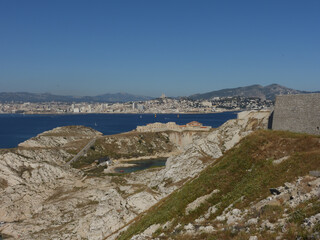 marseille vue depuis la mer