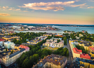 Obraz premium Aerial sunset view of Helsinki in Summer time, Finland