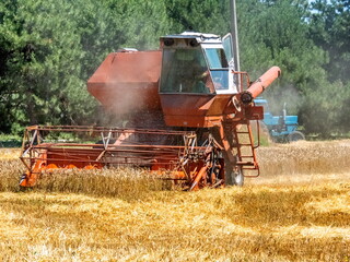 combine harvester from the USSR during wheat crop lessons