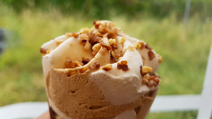 Cornet de glace praline vanille