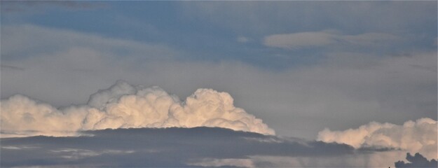 Białe chmury © merko