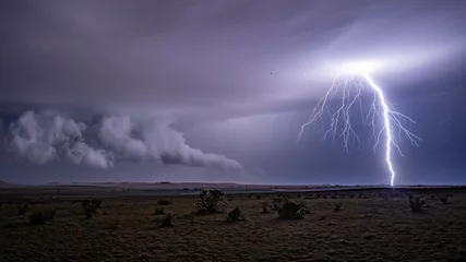 Zelfklevend Fotobehang Lighting, Thunder and Severe Weather on the Great Plains © Laura Hedien