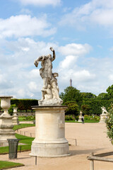 Fototapeta na wymiar Jardin de Tuileries, Paris