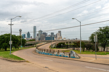 Fototapeta na wymiar View of Empty Highways Leading to Downtown Dallas