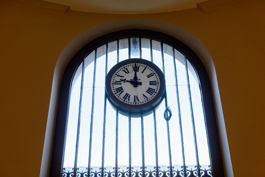 PARIS - MARCH 30, 2018:  Clock In The National Library Of France, Located On The  Rue De Richelieu