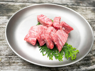 山で調理するBBQ炭火高級和牛焼肉【ヒウチ】