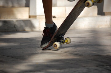 Fototapeta na wymiar skateboarding poses
