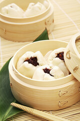Steamed barbeque pork buns